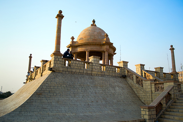 Jahangir Kotari Parade